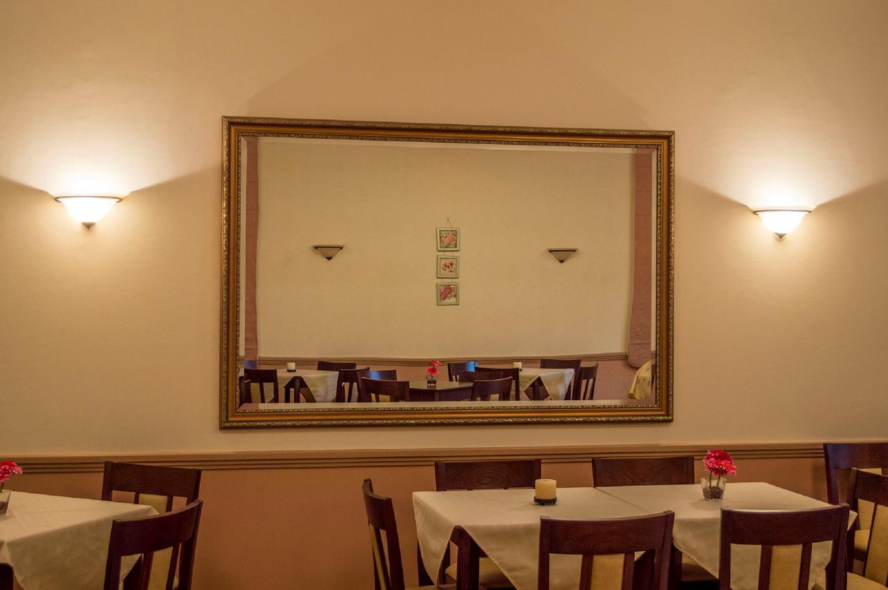 Hotel Oiti Loutra Ipatis Bagian luar foto